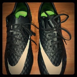 Nike hypervenom phantom phinish 2 FG size 8